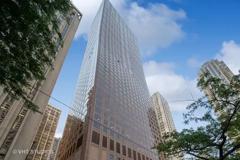 161 E Chicago Ave #30E, Chicago, IL 60611