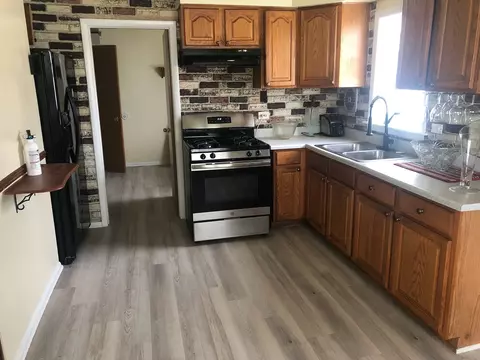 109 E 146th St, Dolton, IL 60419 photo 4