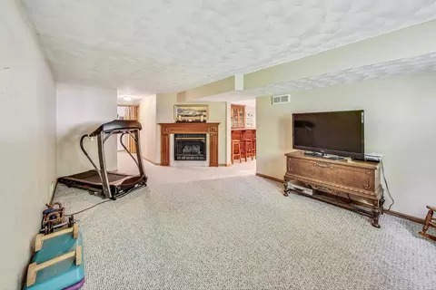 7404 Joy Ln, Roscoe, IL 61073 photo 41