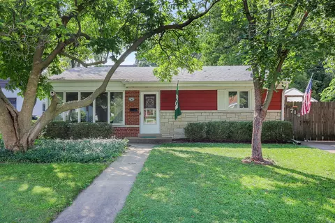 714 Western Ave, Glen Ellyn, IL 60137