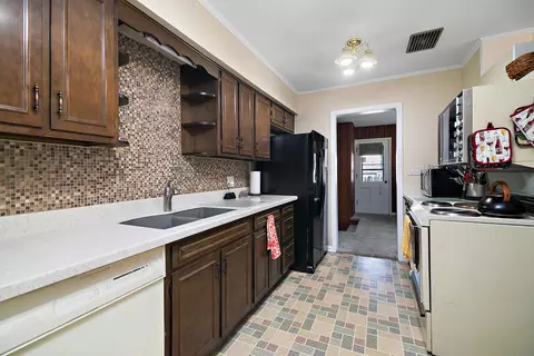 646 S Small Ave, Kankakee, IL 60901 photo 7