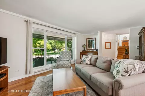 1017 E Harrison Ave, Wheaton, IL 60187 photo 6