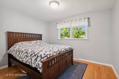 1017 E Harrison Ave, Wheaton, IL 60187 photo 16