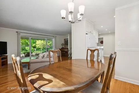 1017 E Harrison Ave, Wheaton, IL 60187 photo 10
