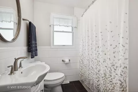 1017 E Harrison Ave, Wheaton, IL 60187 photo 17