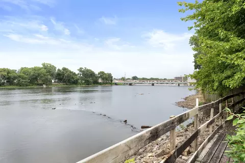 423 W Water St, Kankakee, IL 60901 photo 18