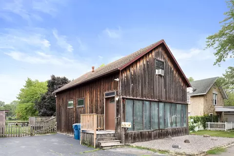 423 W Water St, Kankakee, IL 60901 photo 2