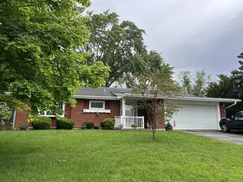 21 W062 Monticello Rd, Lombard, IL 60148