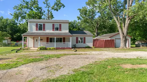 820 E Riverside Blvd, Loves Park, IL 61111