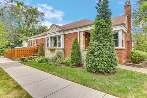 2301 W 103rd St, Chicago, IL 60643 photo 3