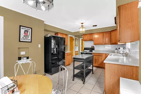 2301 W 103rd St, Chicago, IL 60643 photo 12