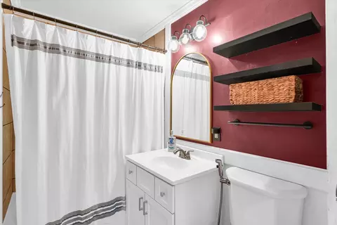 720 W Maple St, Champaign, IL 61820 photo 13