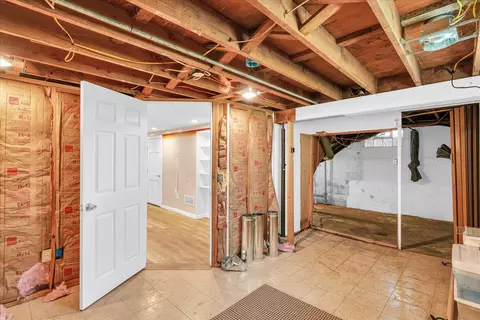 720 W Maple St, Champaign, IL 61820 photo 20