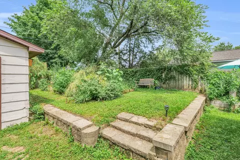 720 W Maple St, Champaign, IL 61820 photo 25