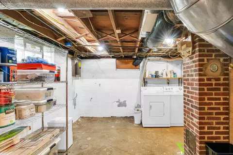 720 W Maple St, Champaign, IL 61820 photo 22