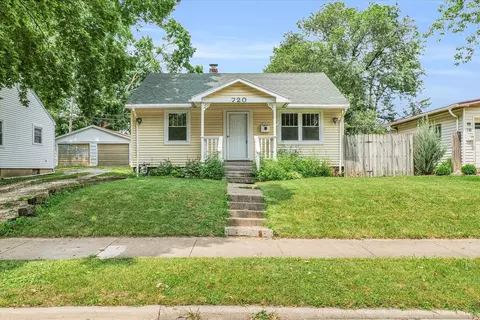 720 W Maple St, Champaign, IL 61820