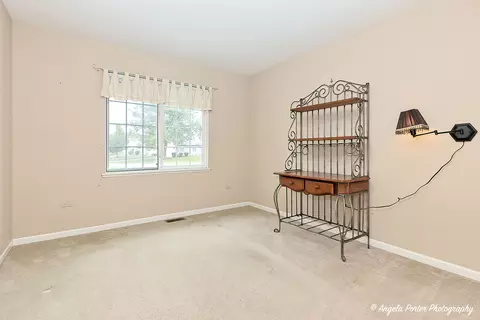 Bedroom - 3147 Cypress Ct, Mchenry, IL 60051 photo 3 of 3