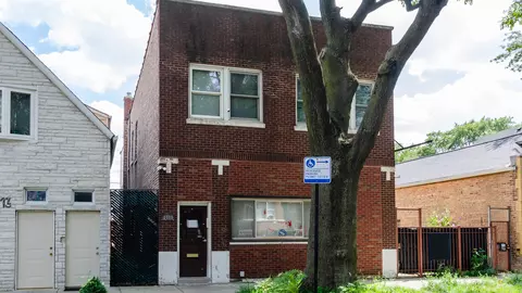 2715 W 43rd St, Chicago, IL 60632