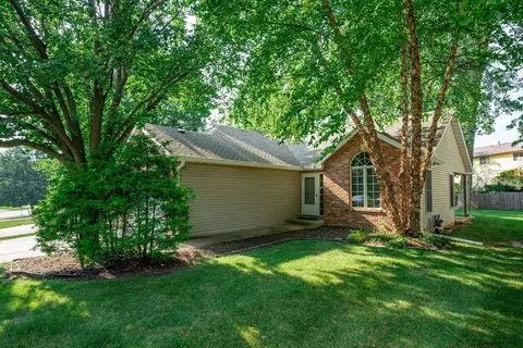 3980 Pepper Dr #0, Rockford, IL 61114