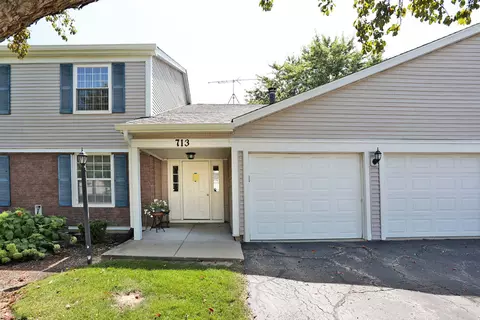 Exterior - 713 Crescent Ct #C1, Bartlett, IL 60103 photo 2 of 9