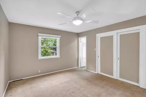 Bedroom - 1223 Foothill Dr, Champaign, IL 61821 photo 3 of 7