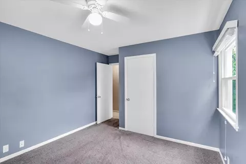 Bedroom - 1223 Foothill Dr, Champaign, IL 61821 photo 4 of 7