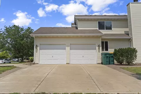 Exterior - 1704 Quinn Dr, Plainfield, IL 60586 photo 3 of 7