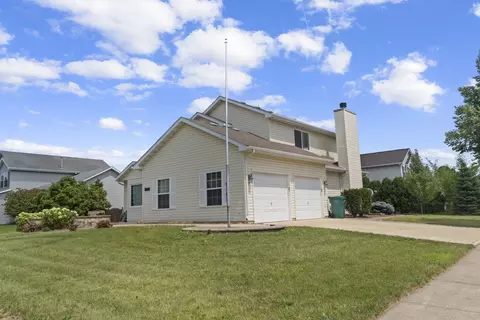 Exterior - 1704 Quinn Dr, Plainfield, IL 60586 photo 2 of 7