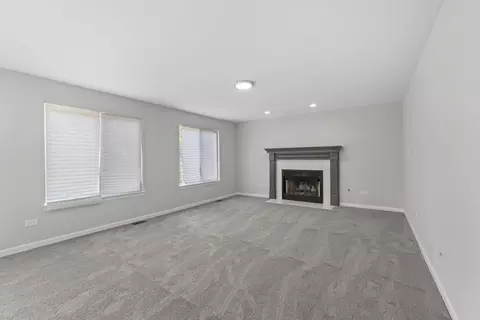 Living - 1704 Quinn Dr, Plainfield, IL 60586 photo 5 of 6