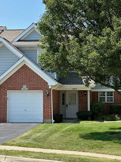 350 Sheffield Dr, Schaumburg, IL 60194