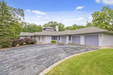 23727 S Jonathan Ln, Crete, IL 60417