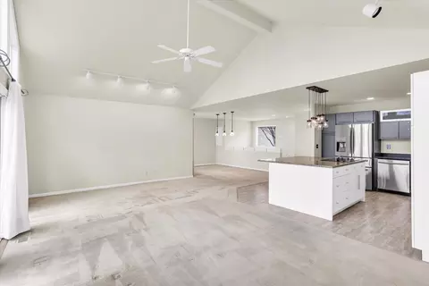 29 Fields E #0, Champaign, IL 61822 photo 7