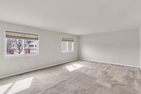29 Fields E #0, Champaign, IL 61822 photo 18