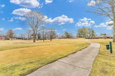 29 Fields E #0, Champaign, IL 61822 photo 31