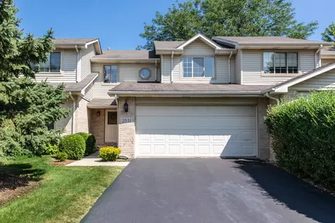 2031 Yellow Daisy Ct, Naperville, IL 60563