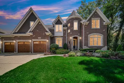 2267 Faith Ln, Aurora, IL 60502