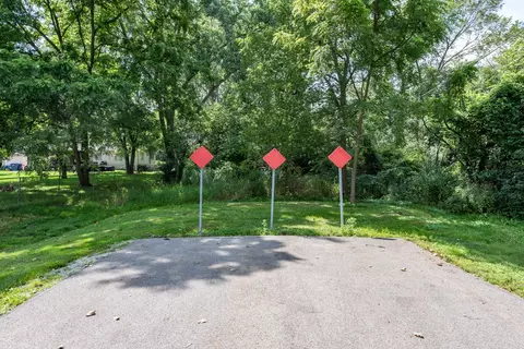 13580 W Wall Ave, Waukegan, IL 60087