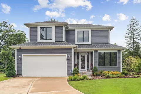 21 Heritage Dr, Highland Park, IL 60035