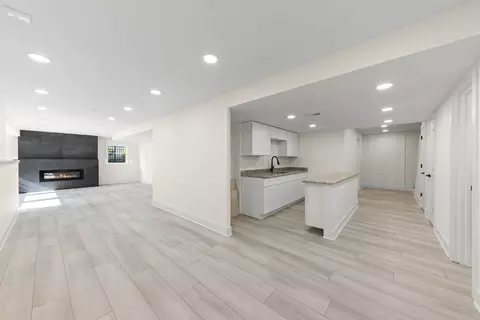 2915 Beth Ln, Naperville, IL 60564 photo 9