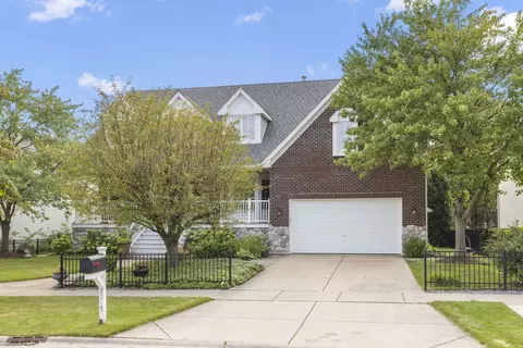 2915 Beth Ln, Naperville, IL 60564 photo 2