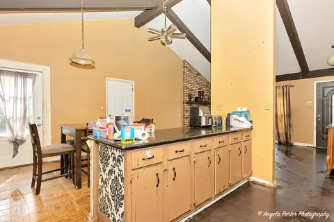 Entry Way - 5102 Sandburg Dr, Mchenry, IL 60050 photo 2 of 2