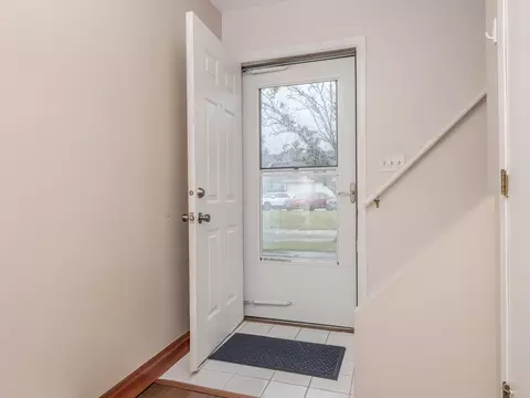 1568 Hunt Dr #B, Normal, IL 61761 photo 7