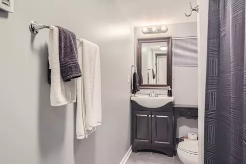 Bath - 415 S Lombard Rd, Itasca, IL 60143 photo 5 of 5