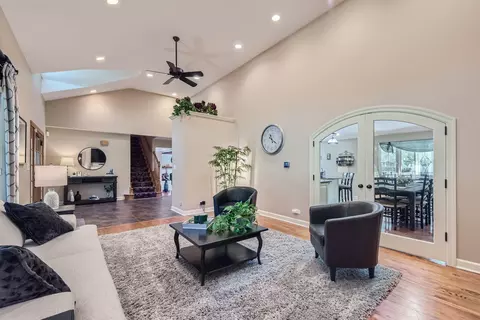 Living - 415 S Lombard Rd, Itasca, IL 60143 photo 3 of 8