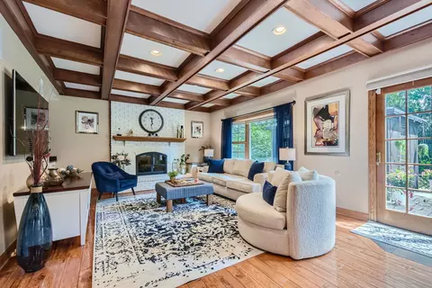 Living - 415 S Lombard Rd, Itasca, IL 60143 photo 5 of 8
