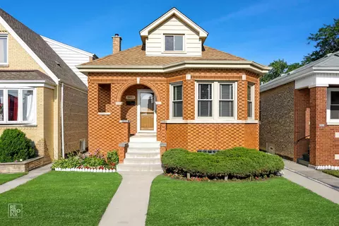 5951 S Kedvale Ave, Chicago, IL 60629