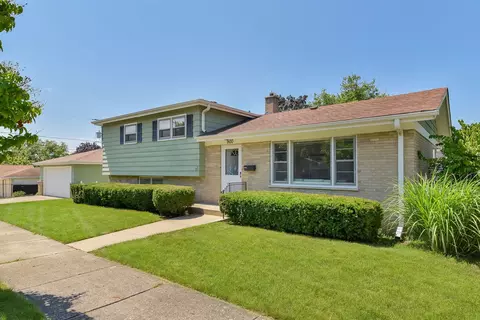 900 S Edson Ave, Lombard, IL 60148