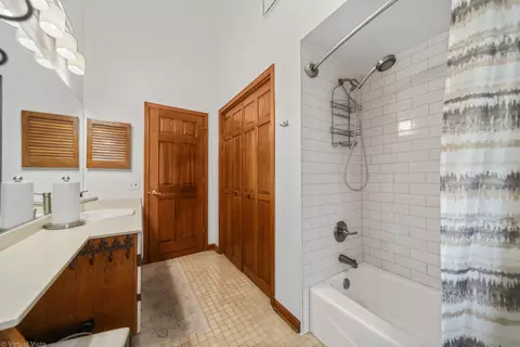 1240 Eagle Ct, Wheaton, IL 60189 photo 29