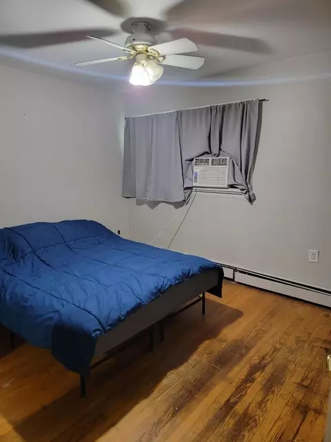Bedroom - 1845 W 35th St, Steger, IL 60475 photo 3 of 5