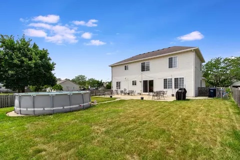 1561 Bluestem Ct, Minooka, IL 60447 photo 5